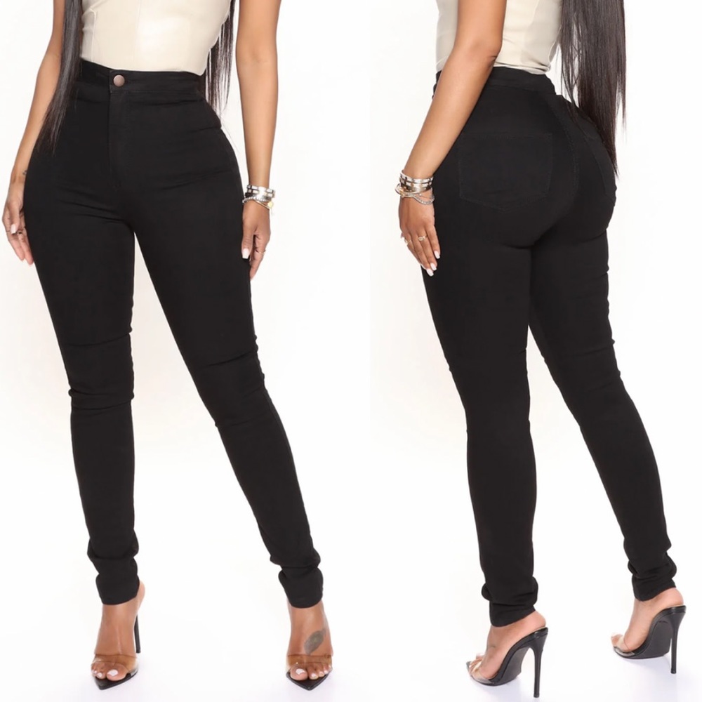 Fashion Nova Aphrodite black high rise skinny jeans size 3